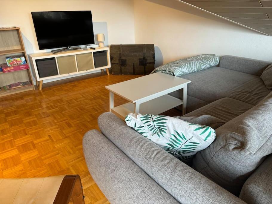 Gemuetliche Wohnung Bei Bad Waldsee Mit Balkon Exterior foto