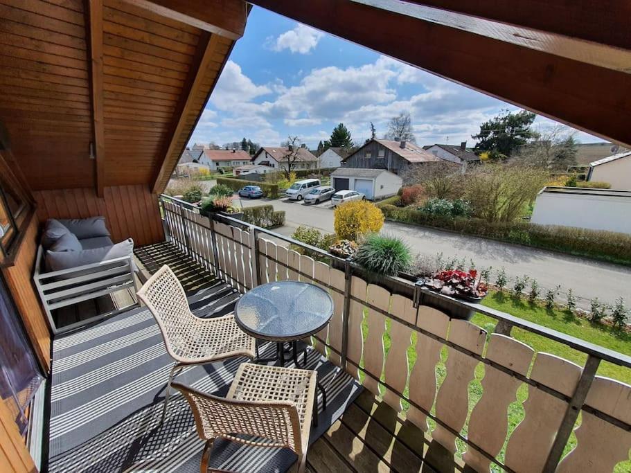 Gemuetliche Wohnung Bei Bad Waldsee Mit Balkon Exterior foto