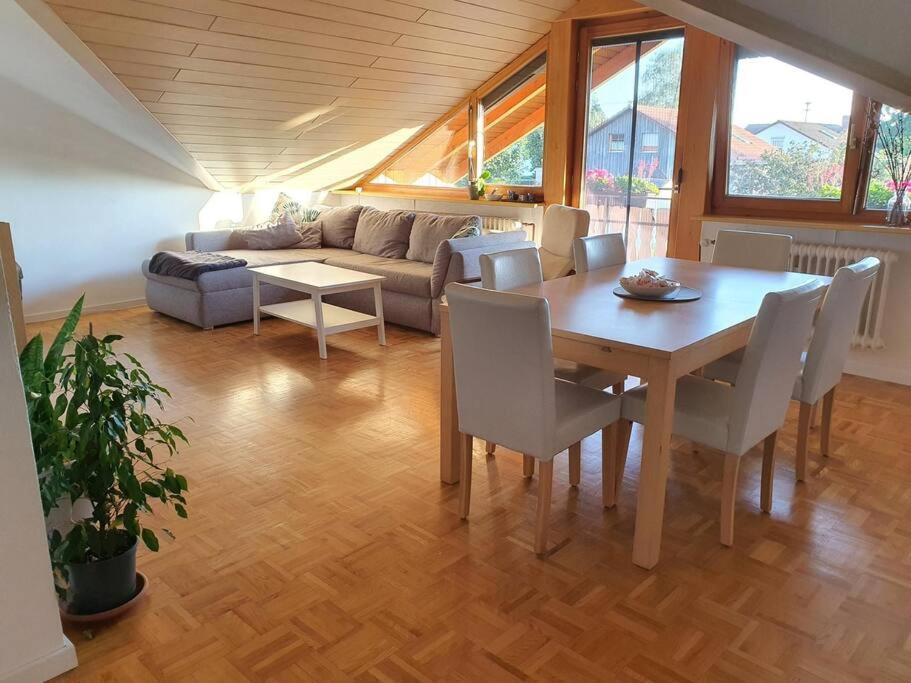 Gemuetliche Wohnung Bei Bad Waldsee Mit Balkon Exterior foto